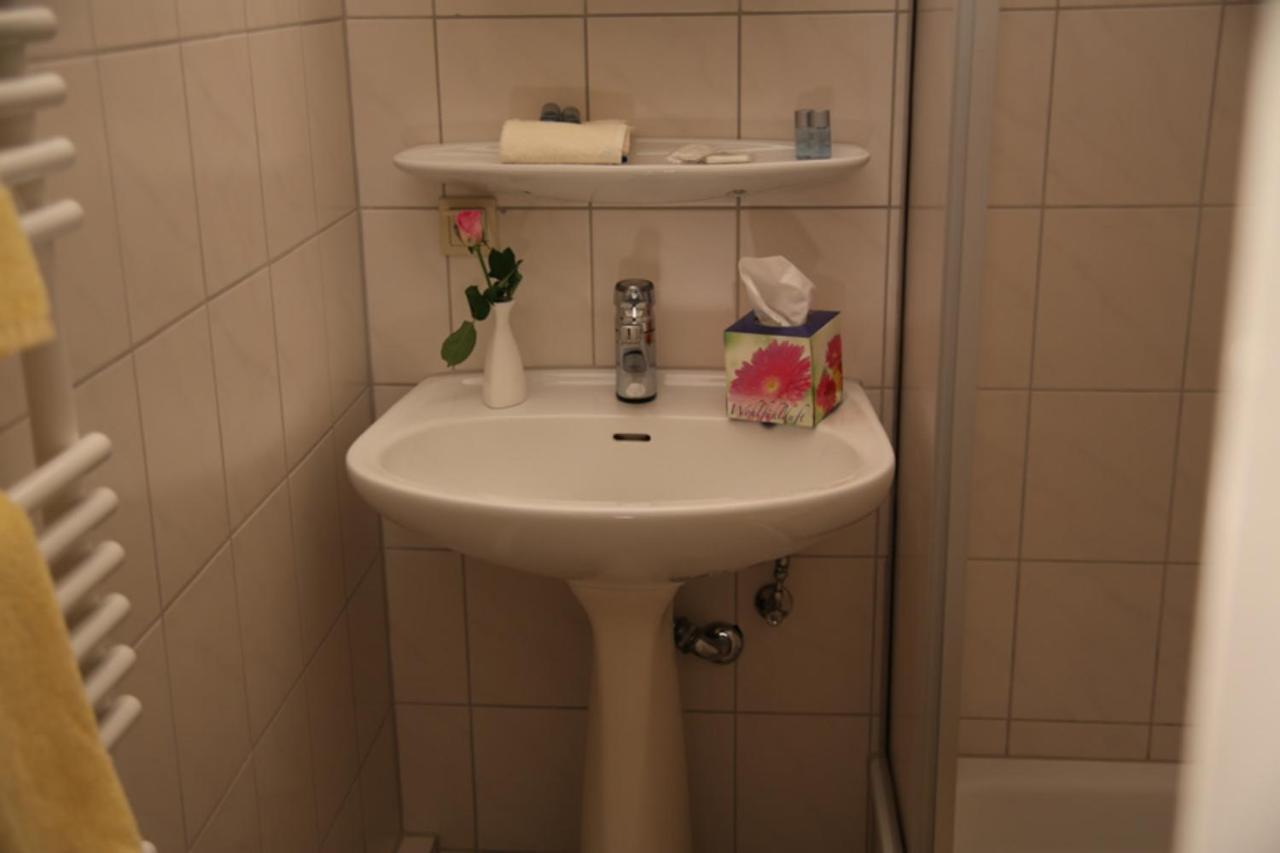Hotel Garni Kaiserpfalz Goslar Phòng bức ảnh